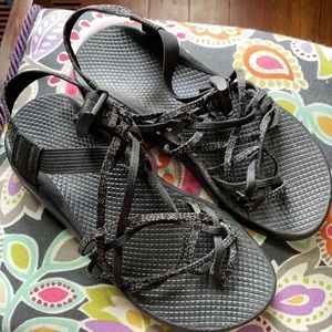 Black 3 strap chacos